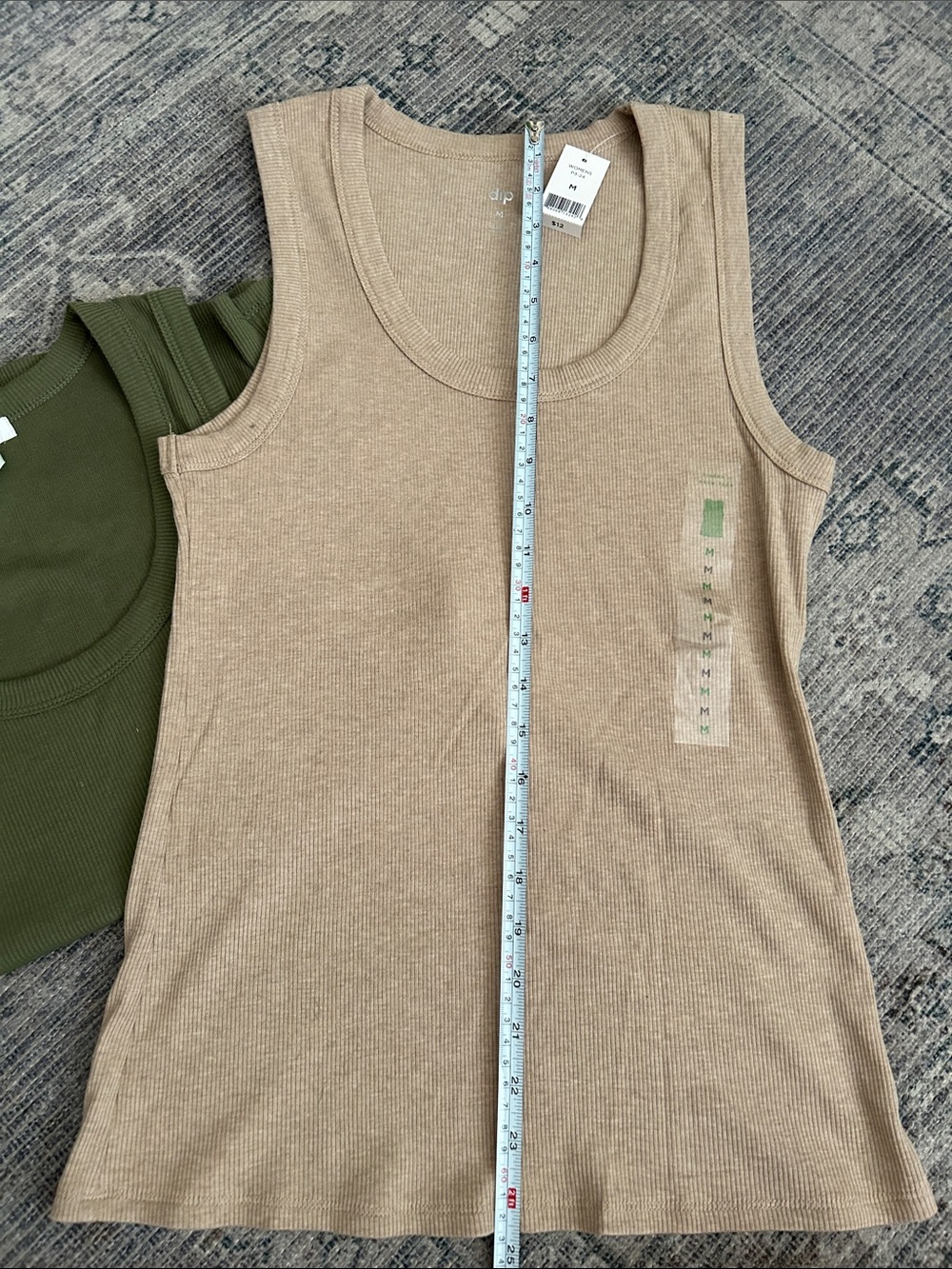 2 DIP Women’s Boyfriend Tanks Size M - Picture 5 of 9
